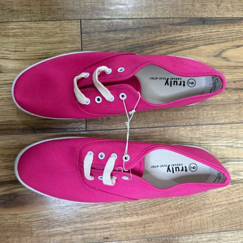 UNWORN TRULY WOMENS VIBRANT PINK SNEAKERS - Picture 4 of 11